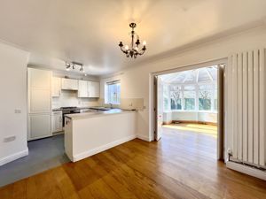 Dining Kitchen- click for photo gallery